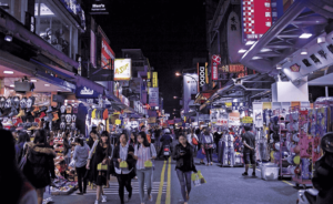Jalani Tour Korea 2024 Jangan Lupa Belanja di Pasar Dongdaemun Kenapa Paket Tour Korea Lebih Worth It Daripada Jalan Sendiri? Tour & Travel ke Korea Nggak Selalu Mahal, Asal Tahu Caranya
