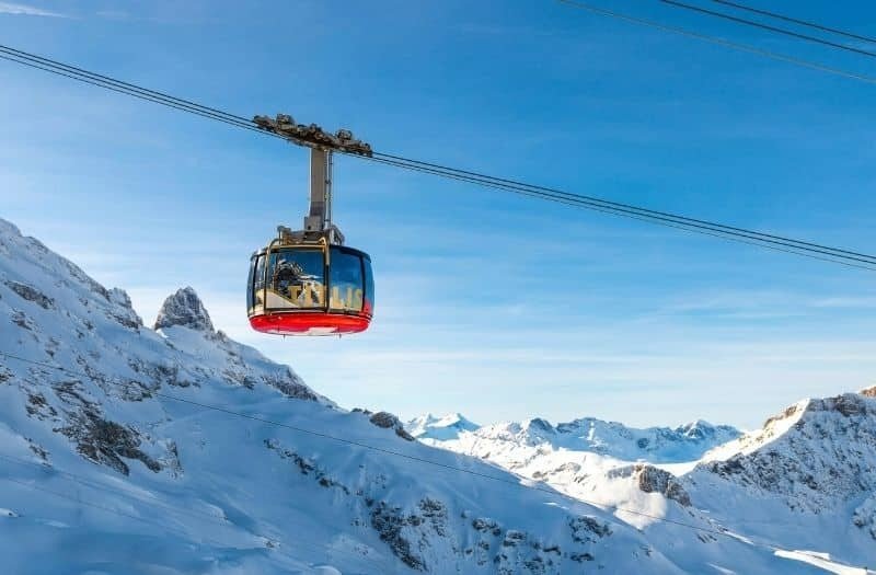 Paket Tour Muslim Eropa Jelajahi Gunung Alpen dengan Cable Car
