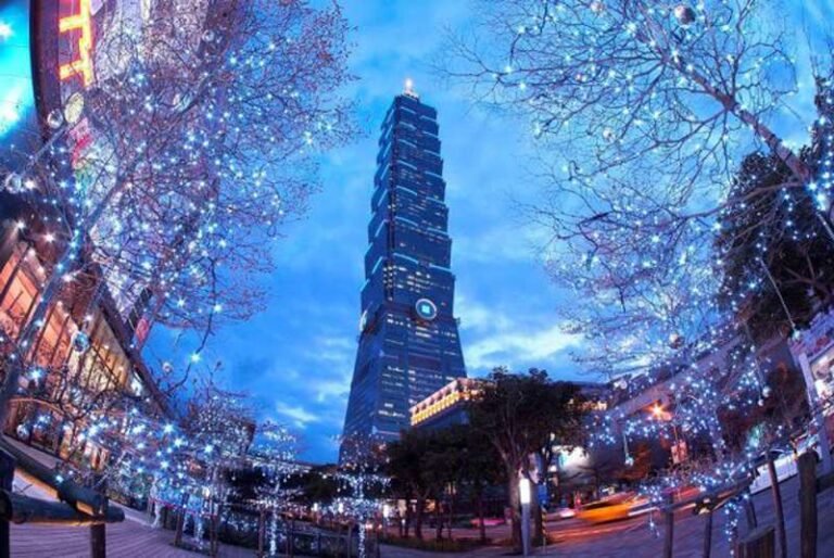 Taipei 101, Landmark Ikonis nan Megah yang Ramah Halal Tour