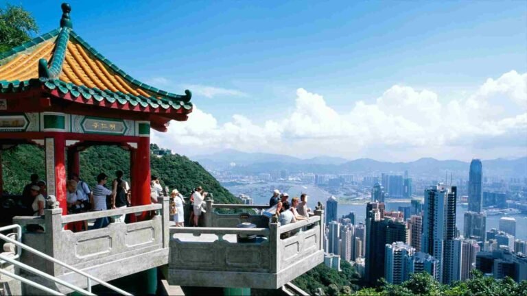 Halal Tour ke Hong Kong, Nikmati Keindahan dan Kemegahan dari Victoria Peak