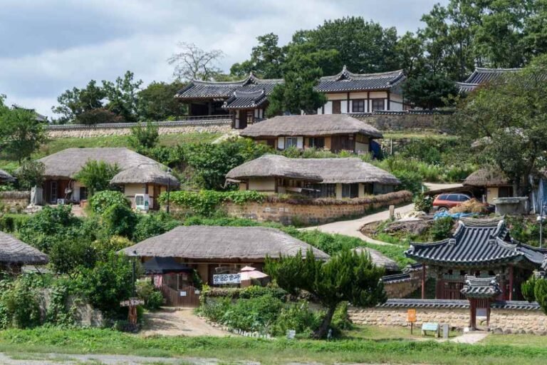Yangdong Folk Village, Destinasi Tour Korea yang Kental Sejarah dan Budaya