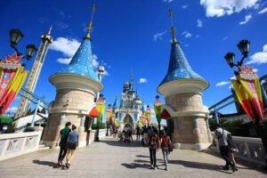 Destinasi Tour Korea yang Ramah Muslim dan Asyik Buat Liburan Bareng Anak-Anak! Wisata Muslim Keluarga, Ini Cara Biar Anak Tetap Nyaman Selama Perjalanan