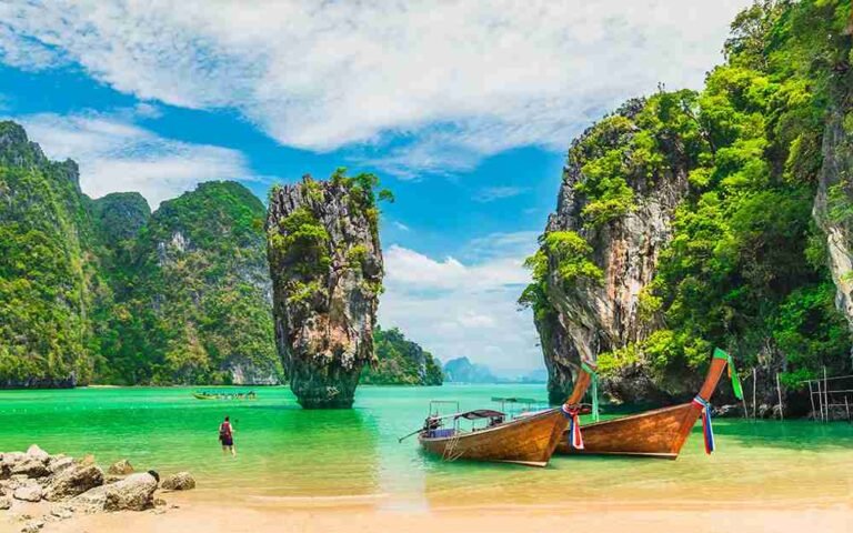 Phuket, Surga Tropis di Thailand yang Ramah Banget untuk Halal Tour