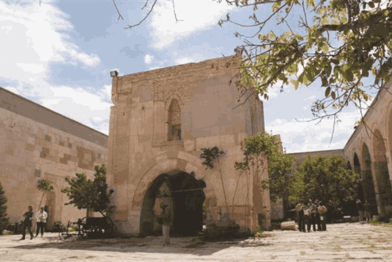 Berpetualang ke Sultanhani Caravanserai dalam Wisata Halal ke Turki