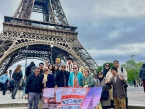 Mengenal Konsep Wisata Halal dan Bagaimana Memilih Destinasinya Barang Wajib yang Harus Dibawa Saat Wisata Halal