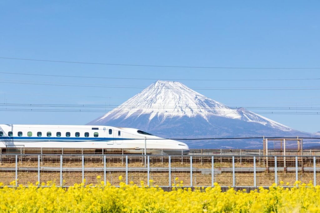 Naik Shinkansen, Jelajahi Jepang Halal dari Utara ke Selatan