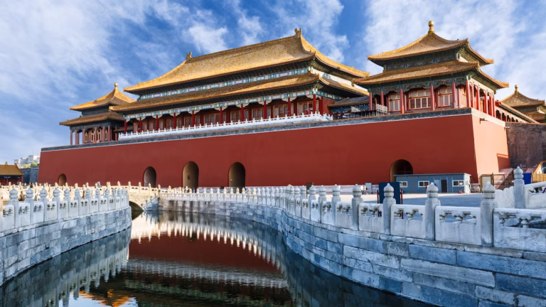 Jelajah Objek Wisata Halal Great Wall & Forbidden City Cuma Rp16,9 Juta