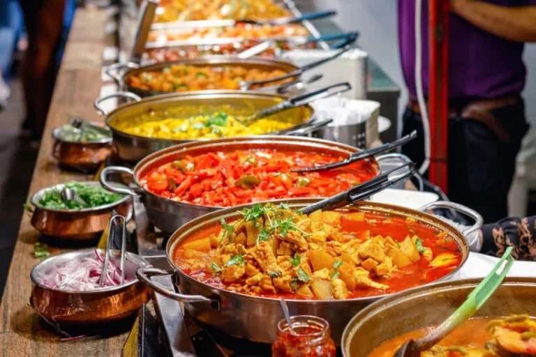 Makanan Halal di Bangkok yang Enak dan Dekat Tempat Wisata