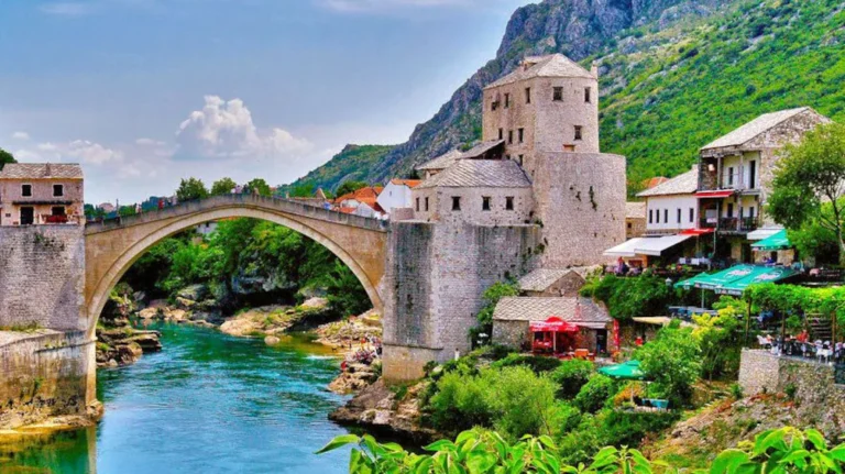 Halal Tour ke Bosnia, Destinasi Eropa yang Mulai Dilirik Jamaah Indonesia