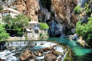 Halal Tour ke Bosnia, Blagaj Bisa Jadi Hidden Gem yang Nggak Boleh Dilewatkan
