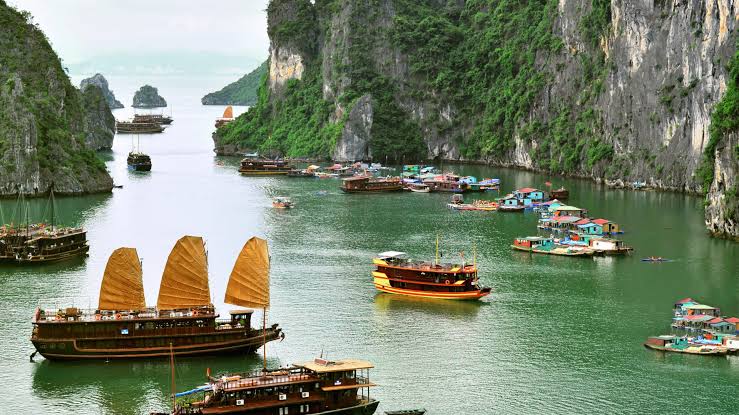 Travel Halal ke Vietnam, Berapa Budget Hanoi + Halong Bay?